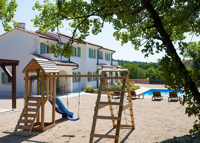 Case de vacanță Luxurioese Mit Pool Inmitten Der By Interhome Kras