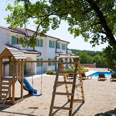 Dom wakacyjny Luxurioese Mit Pool Inmitten Der By Interhome Kras